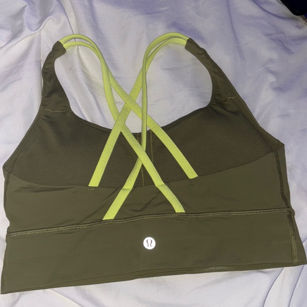 Lululemon sports bra